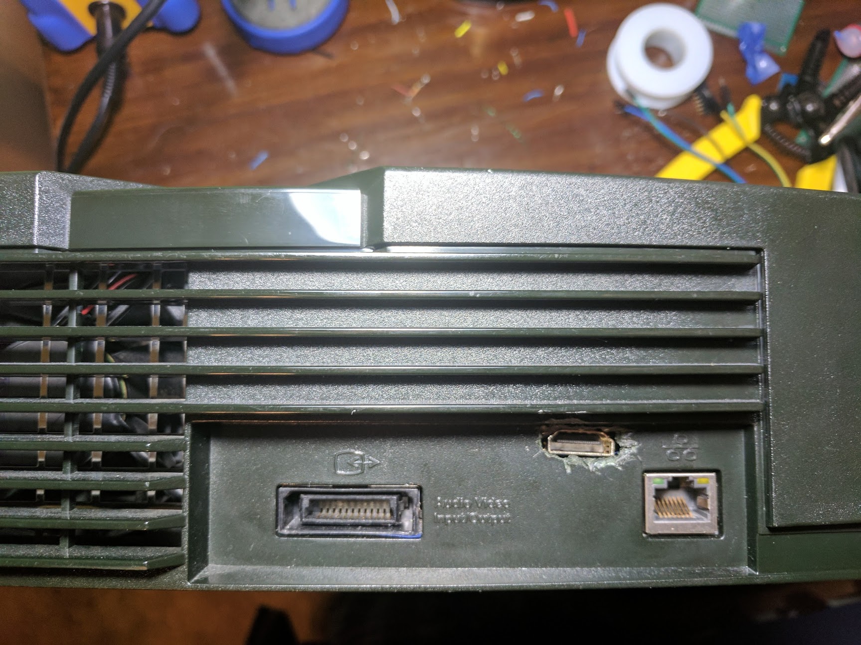 Adding an HDMI port to the original Xbox