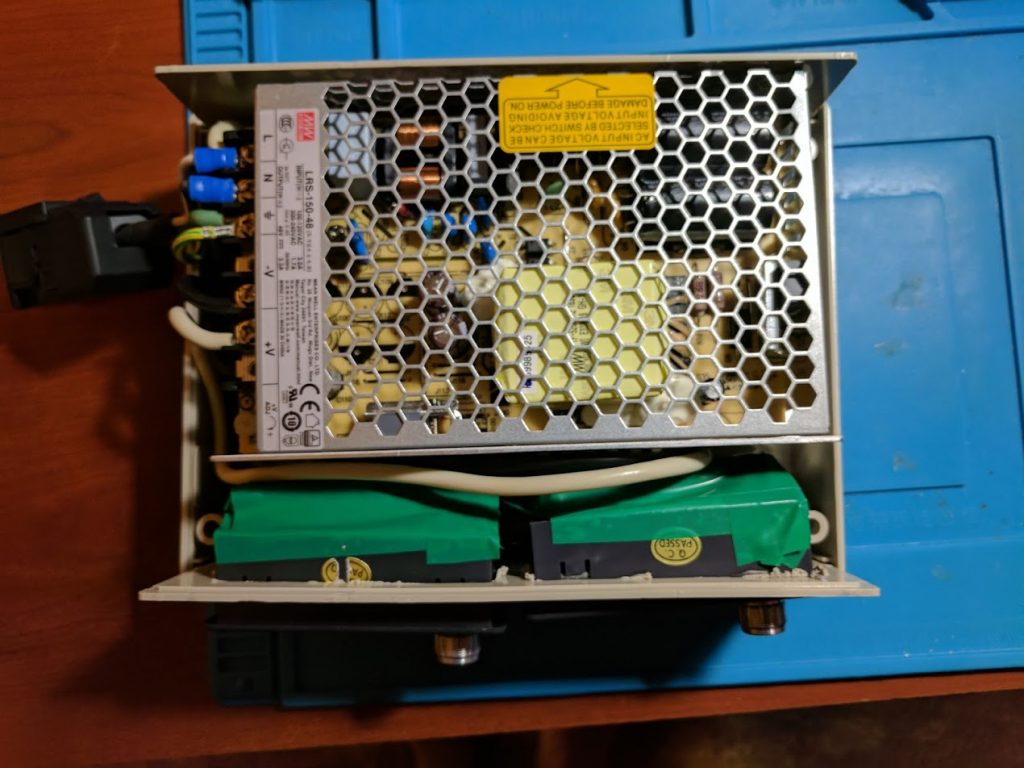 Bench power supply inside