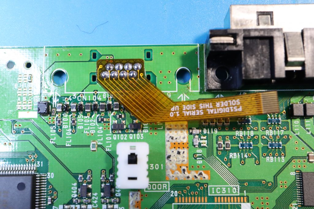 Serial port flex cable