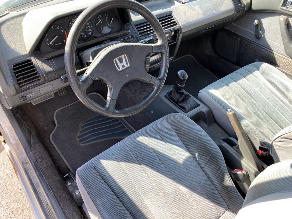 3rd generation Honda Accord interior